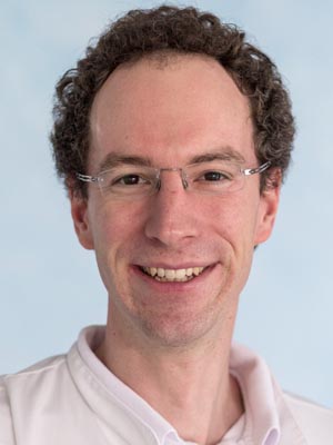 Dr. Axel Schläger